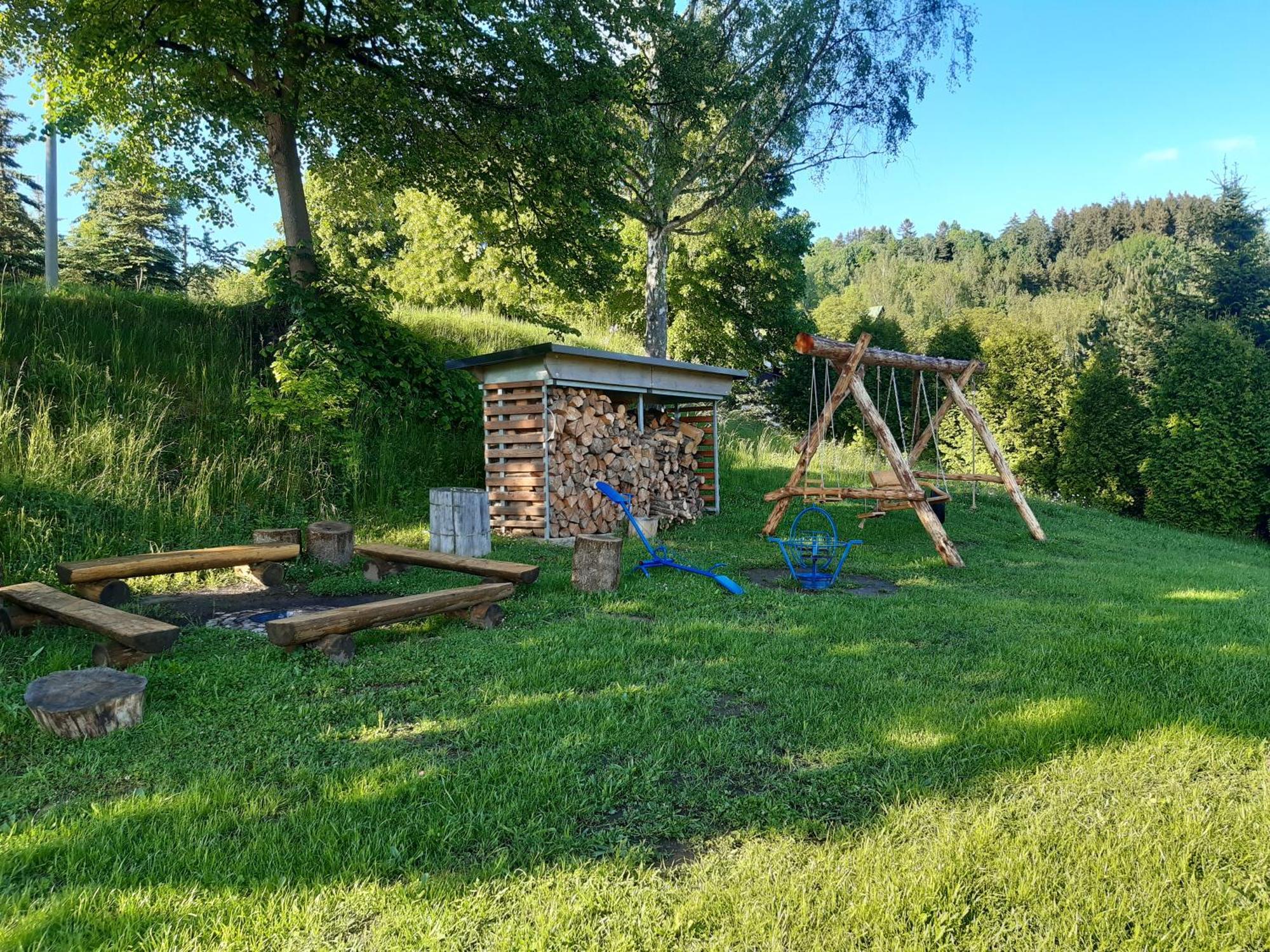 Chalupa V Haraticich Jablonec nad Nisou Exterior foto